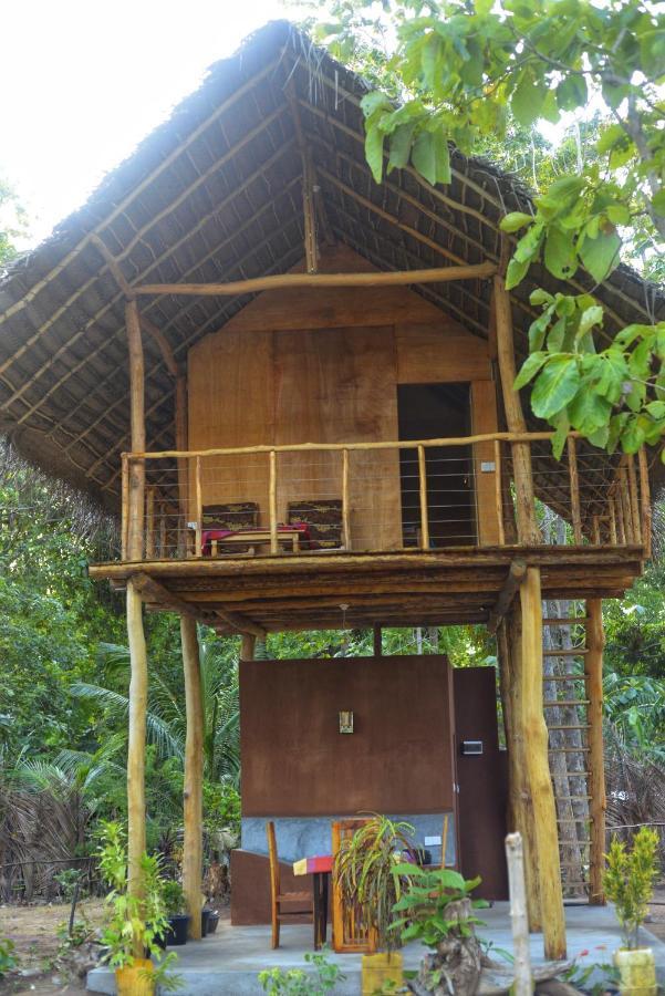 Appartamento Pidurangala View Treehouse Sigiriya Esterno foto