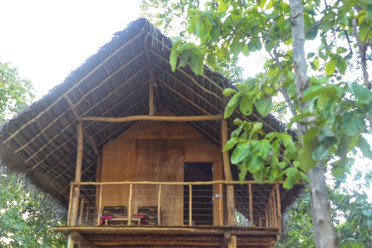 Appartamento Pidurangala View Treehouse Sigiriya Esterno foto
