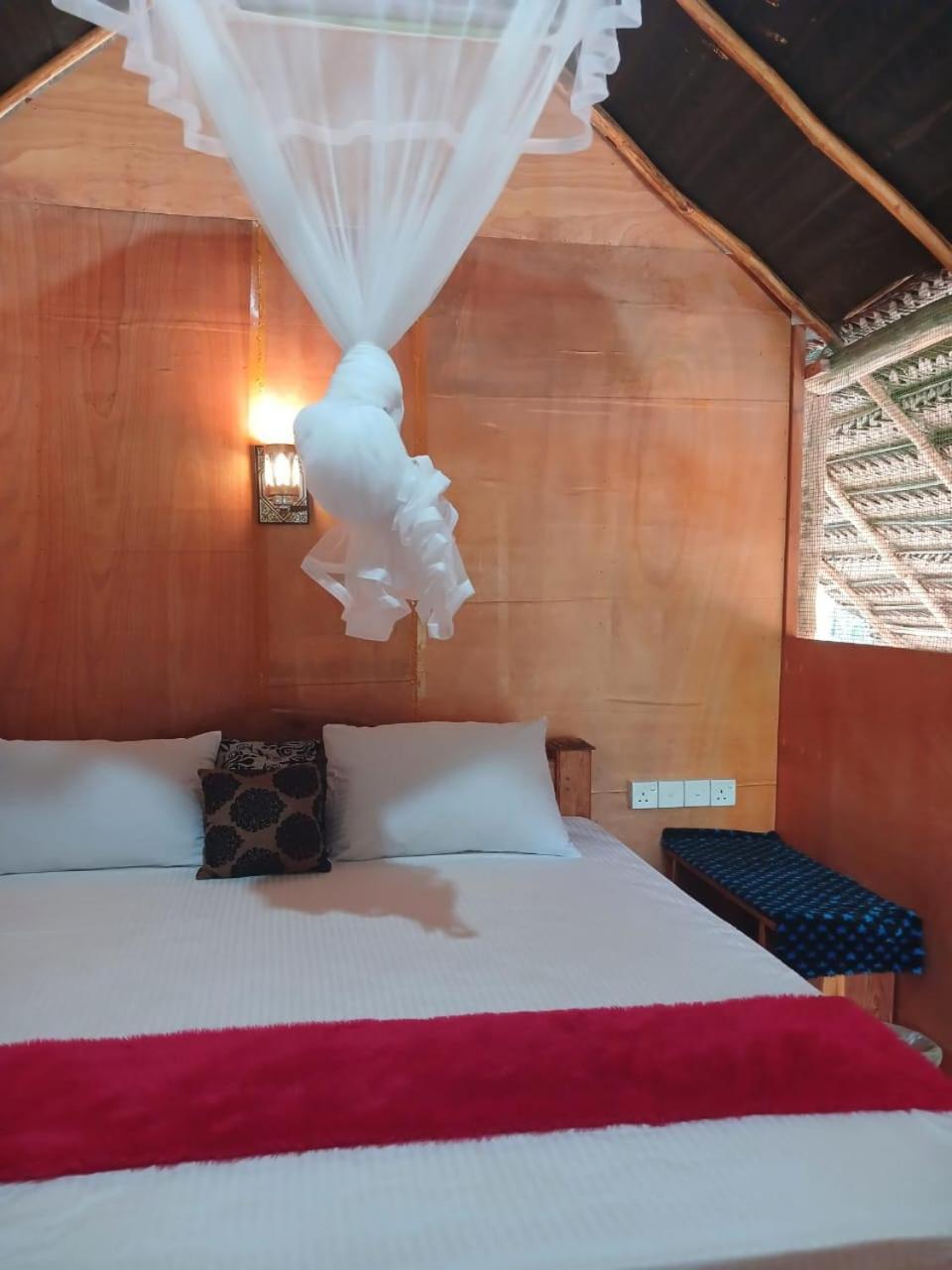 Appartamento Pidurangala View Treehouse Sigiriya Esterno foto